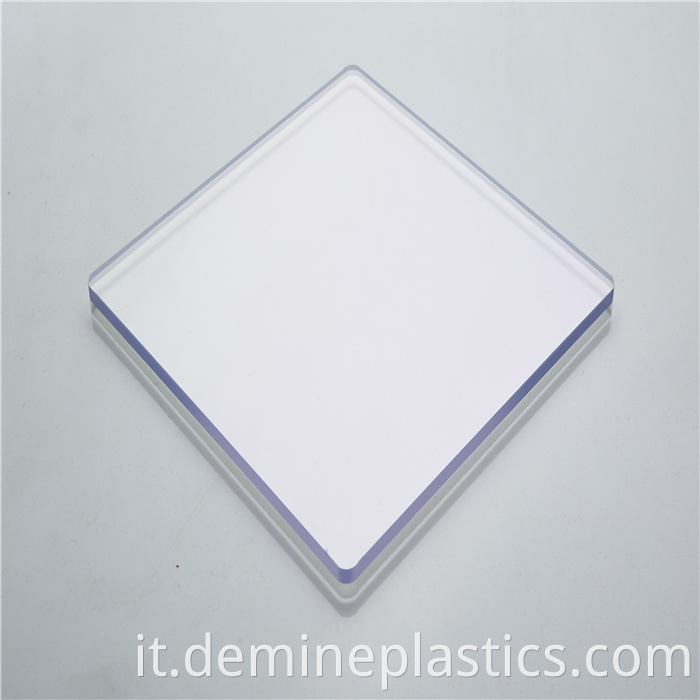 Flat solid polycarbonate sheet 